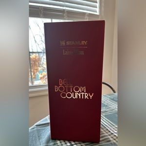 Lainey Wilson Stanley -never opened